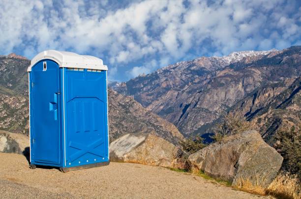 Portable Toilet Options We Offer in Lansing, IL